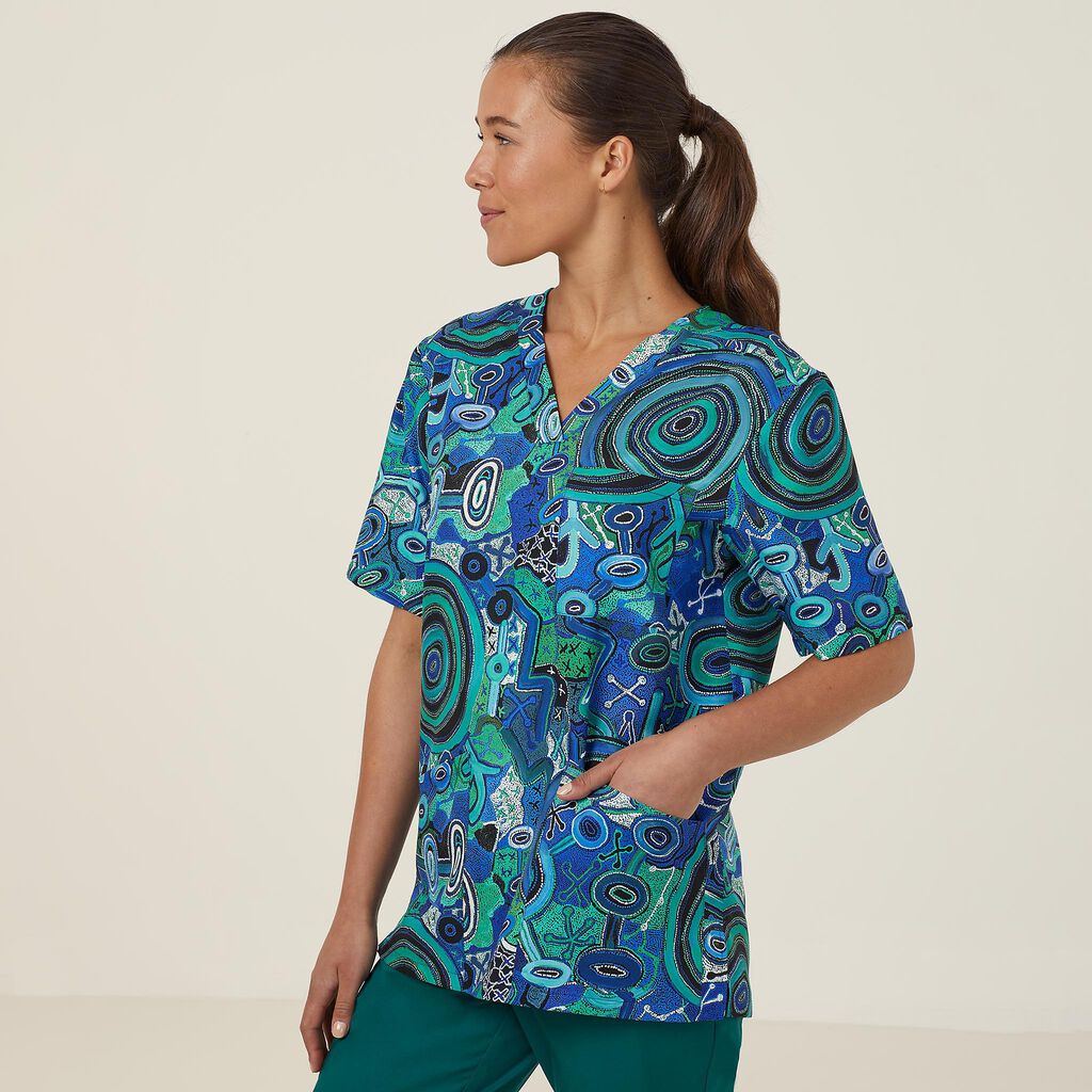NNT Polyester Print Warlu Indigenous Scrub Top (CATRFR)